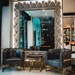 Corso Boutique 4* ギュラ