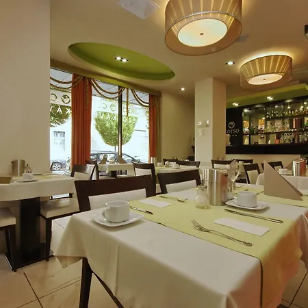 Corso Boutique מלון 4*