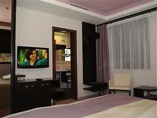 Отель Corso Boutique Дьюла